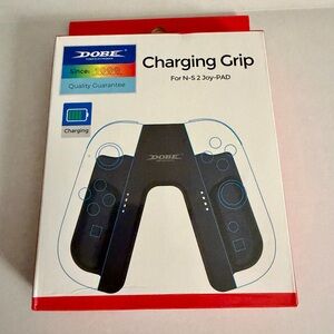 Black Charging Grip for N-S 2 Joy-PAD